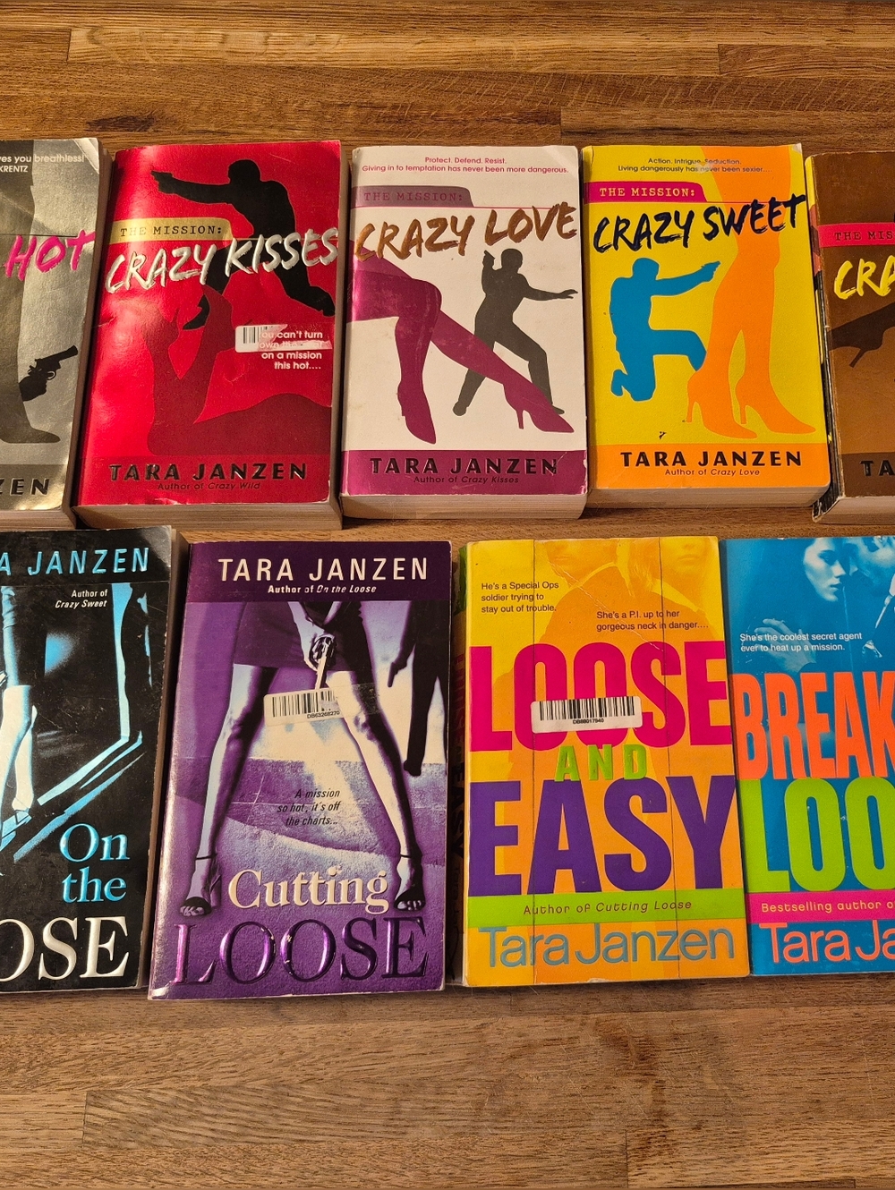 Tara Janzen Paperback Book Lot - On The Loose & Crazy Hot Sets